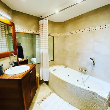 Apartment Cannesmarina-3pieces-piscine-terrasse-clim-parking